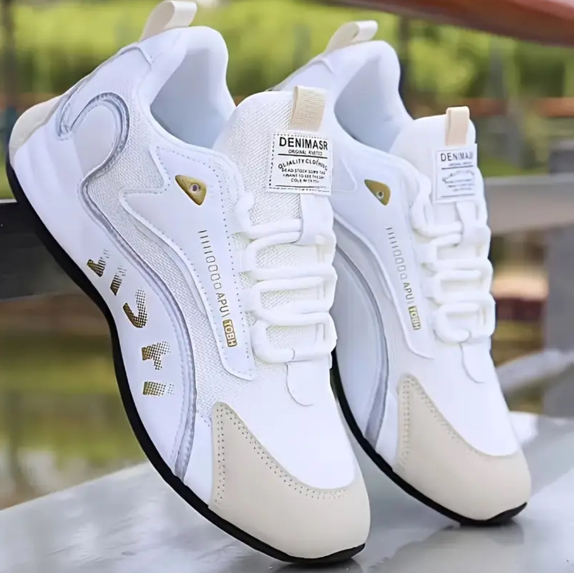 1 Pair of Breathable Sports Casual Men's Shoes