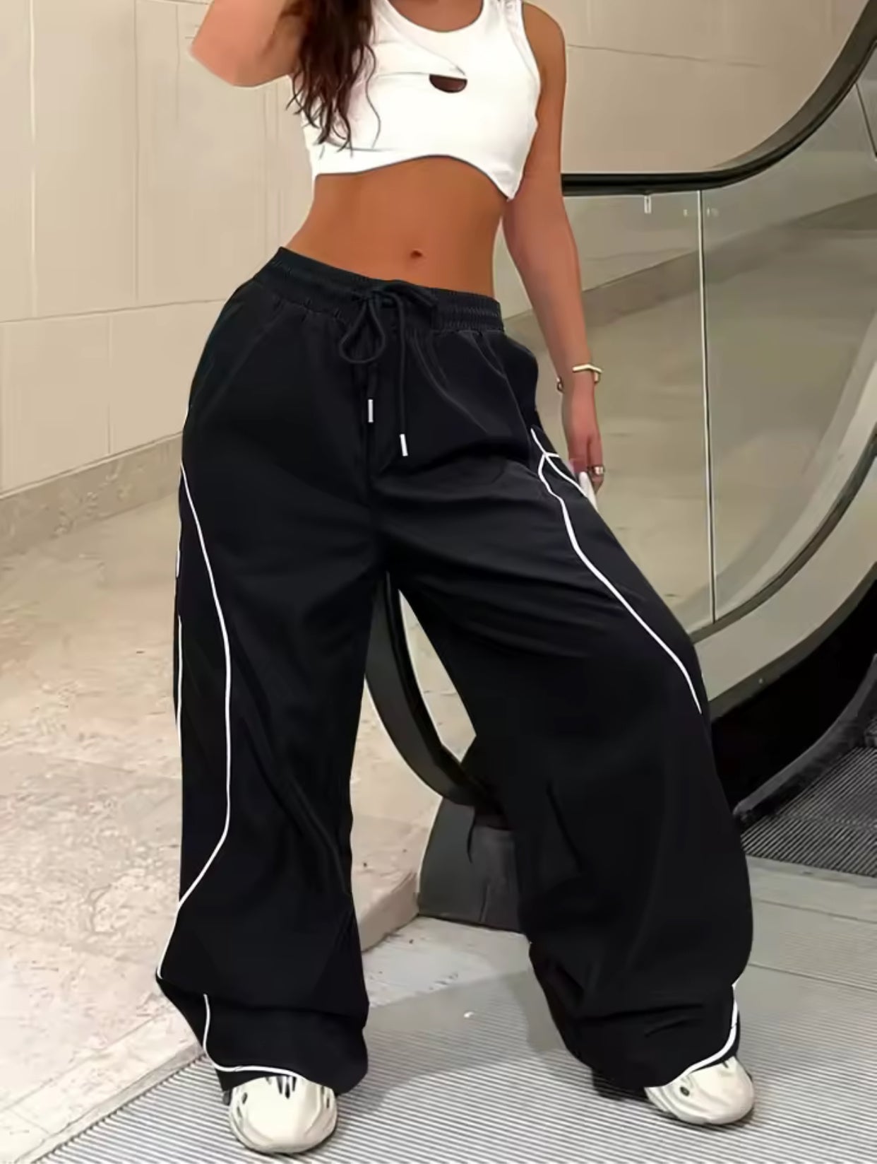 Women's Striped Color-Contrast Wide Leg Pants