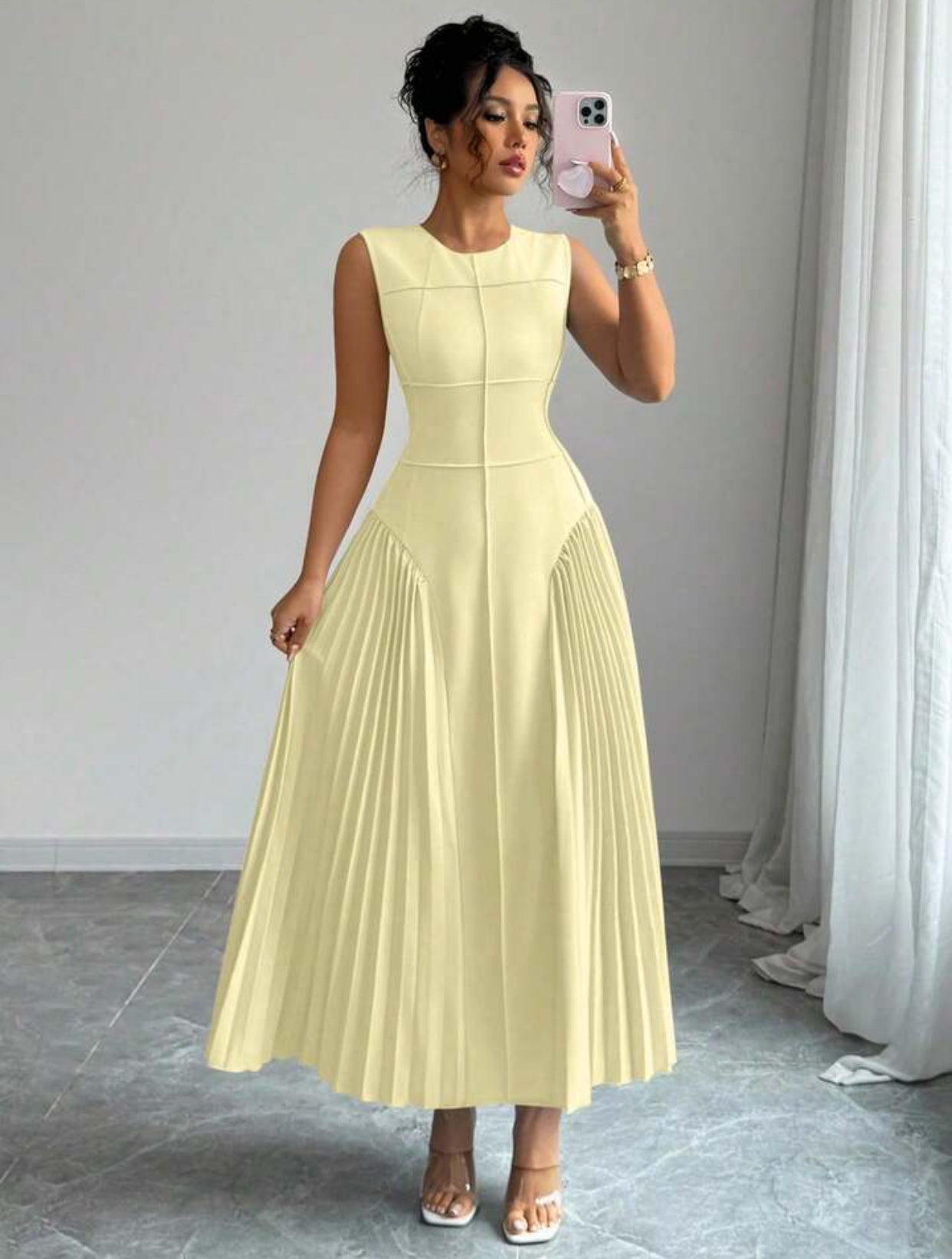 Chiquease Women's Minimalist Design