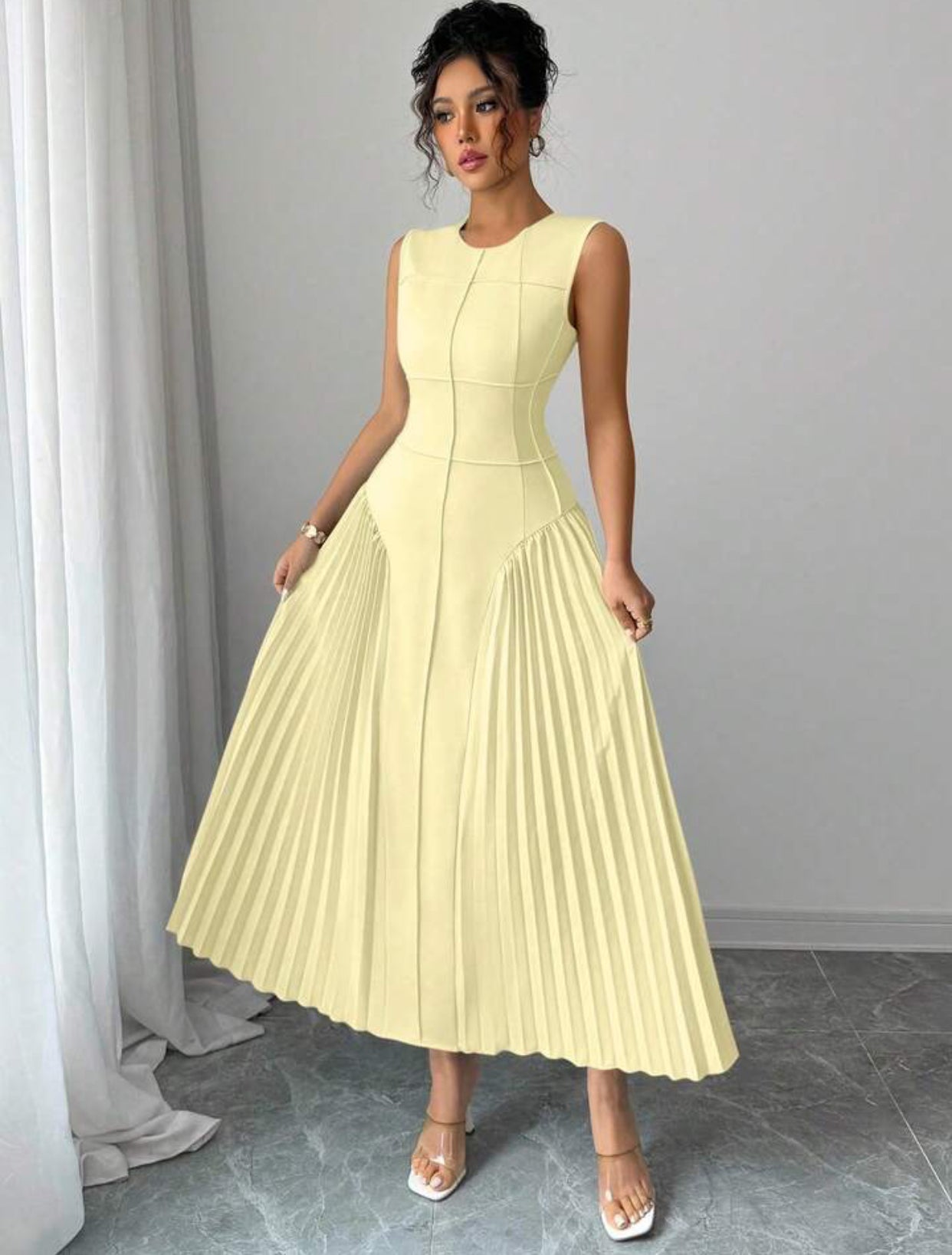 Chiquease Women's Minimalist Design